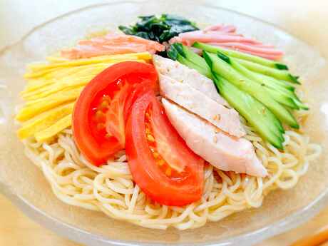 麺類をアスリート向けにする秘訣はトッピング バランス満点 冷やし中華 元ｎｆｌチアリーダー松崎美奈子 アスレシピ