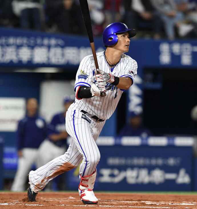 イケメンdena神里和毅外野手 おうち時間でスムージー作り アスリートめし アスレシピ イケメンdena神里和毅外野手 おうち時間でスムージー作り アスリートめし アスレシピ