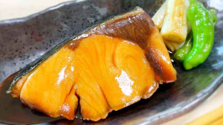 オメガ３脂肪酸が豊富なブリ 青魚は瞬発力アップや体脂肪ダウンに 元ｎｆｌチアリーダー松崎美奈子 アスレシピ