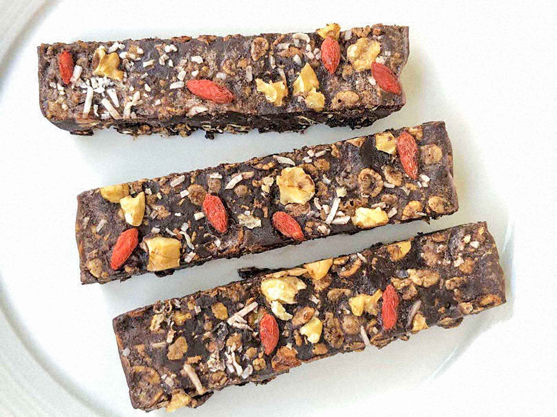 ピーナッツバター・ココナッツ・レーズングラノーラバーのレシピ